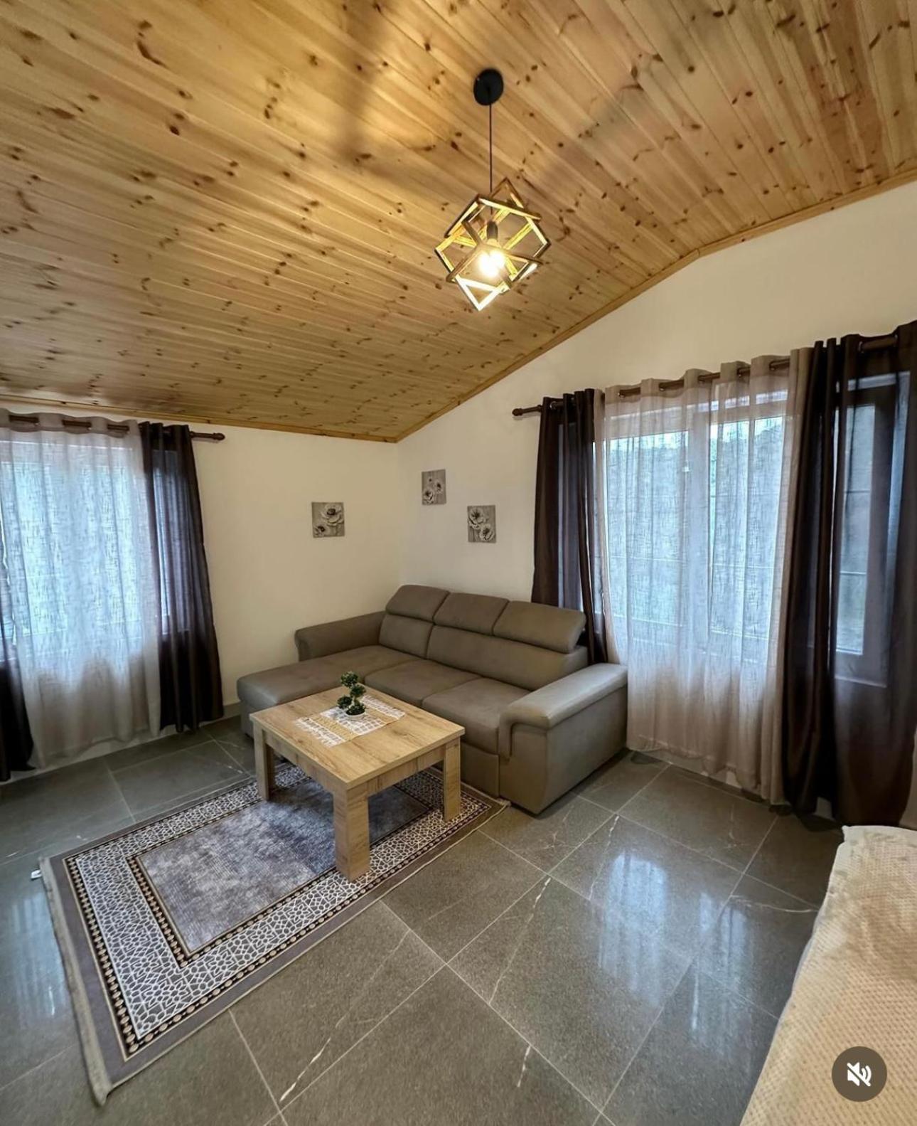 Qyteza Guest House & Camping Shkodër Exterior foto